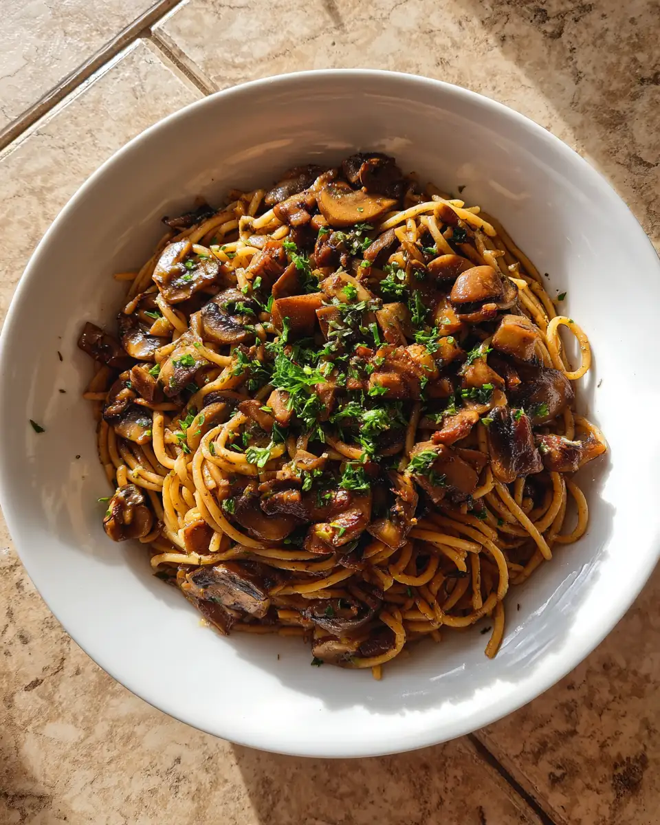 Creamy Roasted Garlic Mushroom Pasta: A Flavorful Twist on Comfort Food 6 Final dish - Creamy Roasted Garlic Mushroom Pasta: A Flavorful Twist on Comfort Food