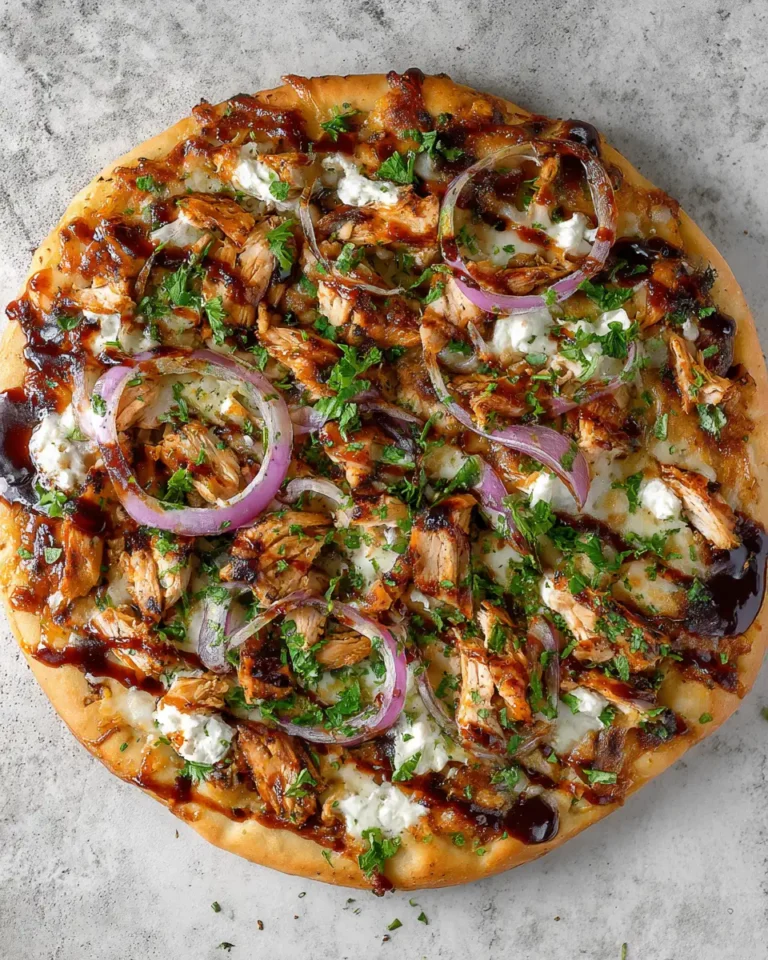 Sizzling Grilled BBQ Chicken Pizza: A Flavor Explosion on Your Plate - Featured Image
